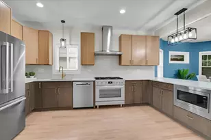 4036 W Warwick Ave, Chicago, IL 60641 - Photo 13