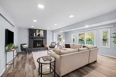 410 Thompson Boulevard, Buffalo Grove, IL 60089 - Photo 9