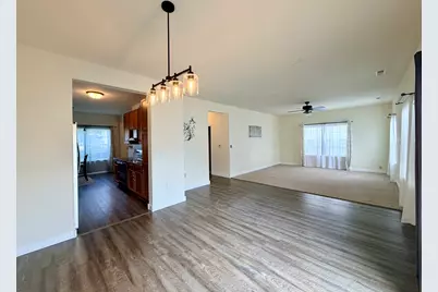 609 Lauterbur Lane, Champaign, IL 61822 - Photo 5