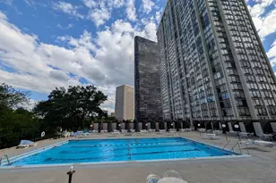 5455 N Sheridan Rd, Chicago, IL 60640 - Photo 15