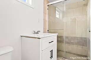 638 Myrtle Street N, Waukegan, IL 60085 - Photo 15