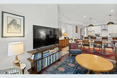 2451 N Albany Avenue #1, Chicago, IL 60647 - Photo 3