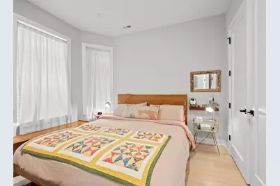 2451 N Albany Avenue #1, Chicago, IL 60647 - Photo 11