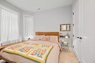 2451 N Albany Ave, Chicago, IL 60647 - Photo 11
