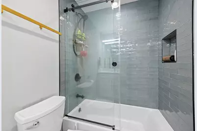 2451 N Albany Avenue #1, Chicago, IL 60647 - Photo 19