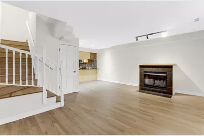 601 South Boulevard #E, Oak Park, IL 60302 - Photo 9