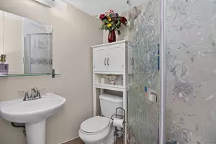 1017 Bob O Link Dr, Darien, IL 60561 - Photo 11