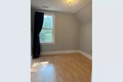 557 Oak Street, Waukegan, IL 60085 - Photo 9