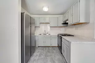 2308 Algonquin Rd, Rolling Meadows, IL 60008 - Photo 9