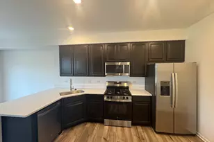 7714 Nightshade Ln, Joliet, IL 60431 - Photo 9
