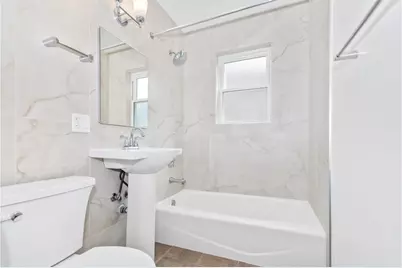 8914 Lamon Avenue #1N, Skokie, IL 60077 - Photo 3