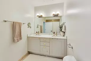 744 N Clark St, Chicago, IL 60654 - Photo 13