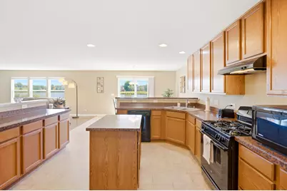 2840 Haydn Street, Woodstock, IL 60098 - Photo 9