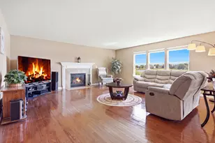 2840 Haydn St, Woodstock, IL 60098 - Photo 7