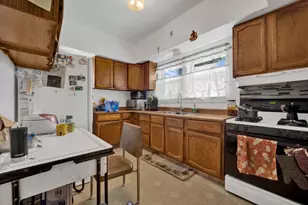 2945 N California Ave, Chicago, IL 60618 - Photo 17