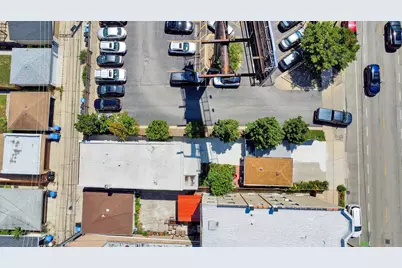 2945 N California Avenue, Chicago, IL 60618 - Photo 31