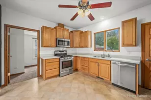 278 S Melrose Ave, Elgin, IL 60123 - Photo 5