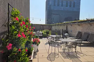 8 W Monroe St, Chicago, IL 60603 - Photo 19