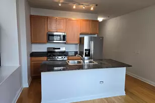 8 W Monroe St, Chicago, IL 60603 - Photo 3