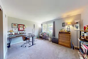 315 E Reseda Pkwy, Palatine, IL 60067 - Photo 13
