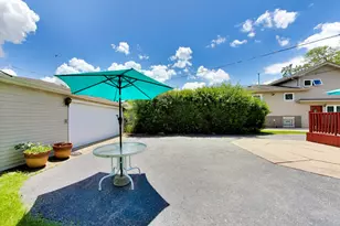 1081 Willson Dr, Des Plaines, IL 60016 - Photo 29