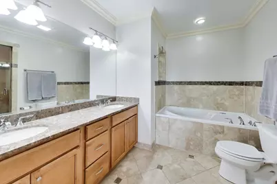 2242 W Belmont Avenue #4E, Chicago, IL 60618 - Photo 11