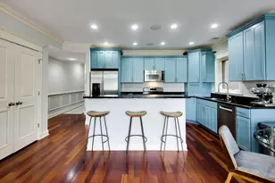 2242 W Belmont Ave, Chicago, IL 60618 - Photo 5