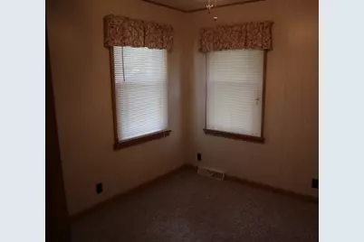 22 S Plum Street, Princeton, IL 61356 - Photo 7