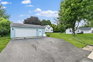 220 N Elm St, Leland, IL 60531 - Photo 31