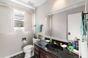 818 Prairie Lawn Rd, Glenview, IL 60025 - Photo 11