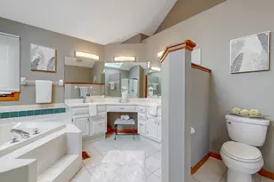2361 Legacy Dr, Aurora, IL 60502 - Photo 13