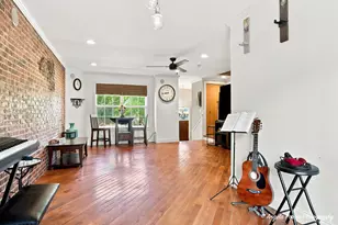 34338 N Barberry Rd, Round Lake Beach, IL 60073 - Photo 9