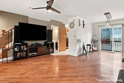 34338 N Barberry Road, Round Lake Beach, IL 60073 - Photo 5