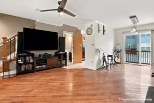 34338 N Barberry Rd, Round Lake Beach, IL 60073 - Photo 5