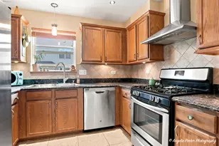 34338 N Barberry Rd, Round Lake Beach, IL 60073 - Photo 11