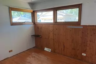 48 Rosemont Ave, Roselle, IL 60172 - Photo 9
