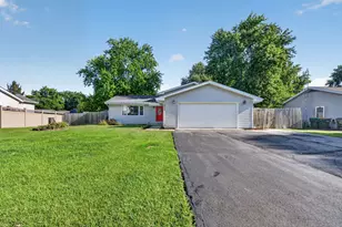 24334 S Valley Dr, Channahon, IL 60410 - Photo 1
