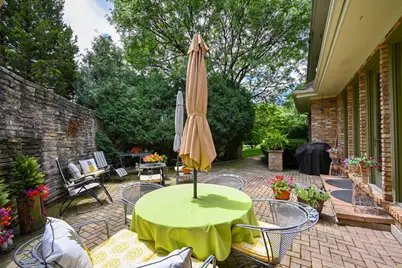 6450 Manor Drive, Burr Ridge, IL 60527 - Photo 55
