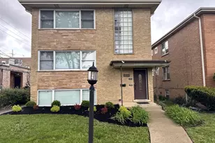 1215 Balmoral Ave, Westchester, IL 60154 - Photo 1