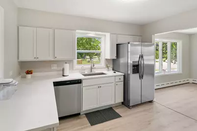 2226 Marshall Parkway, Waukegan, IL 60085 - Photo 5