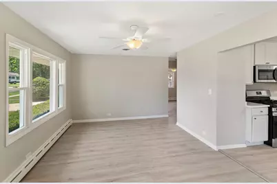 2226 Marshall Parkway, Waukegan, IL 60085 - Photo 3