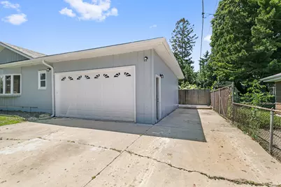 2226 Marshall Parkway, Waukegan, IL 60085 - Photo 43