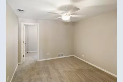 2226 Marshall Parkway, Waukegan, IL 60085 - Photo 29