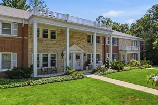 606 5th St, Wilmette, IL 60091 - Photo 1