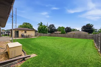 811 Magnolia Drive, Joliet, IL 60435 - Photo 29