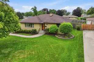 811 Magnolia Dr, Joliet, IL 60435 - Photo 31