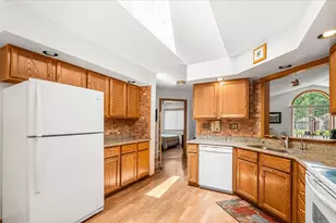 154 Lake Thunderbird Dr, Putnam, IL 61560 - Photo 5