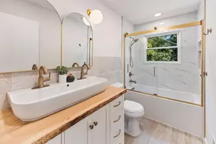 9331 Oriole Ave, Morton Grove, IL 60053 - Photo 13