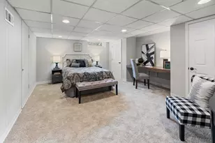 9331 Oriole Ave, Morton Grove, IL 60053 - Photo 19