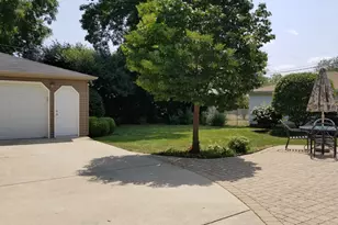 9331 Oriole Ave, Morton Grove, IL 60053 - Photo 23